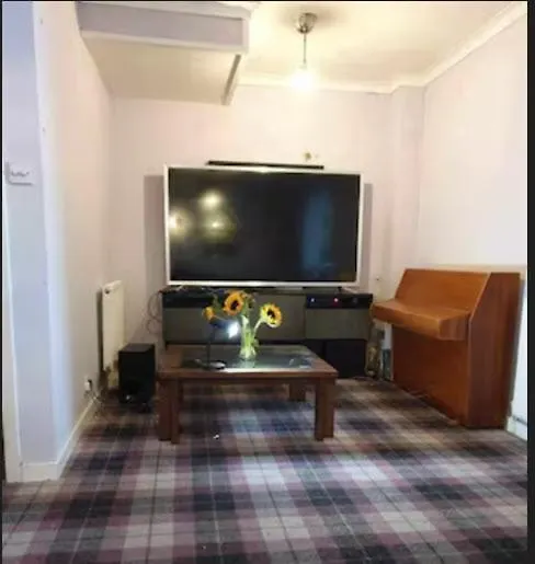 Silverknowes Silver Room Sleeps 4 With Private Shower Edinburgh 0*,